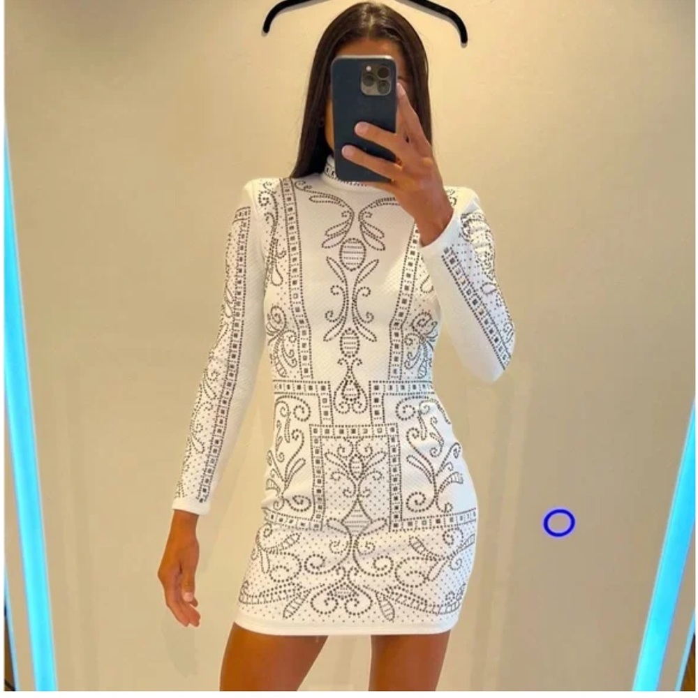 bebe White Long Sleeve Dress with Black Patterns